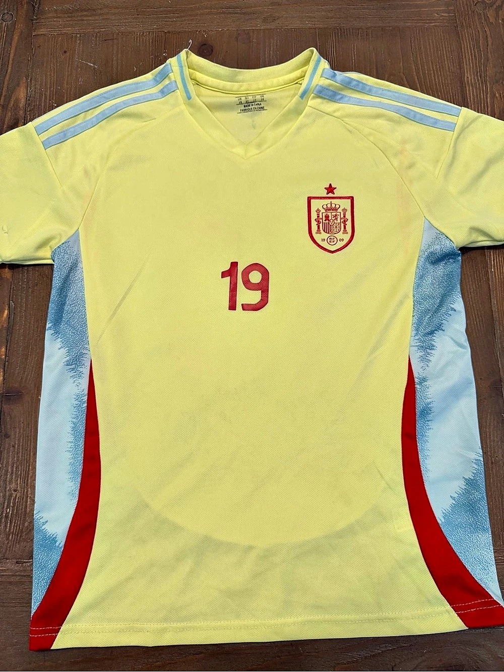 Spain Lamine Yamal 19 Jersey Yellow Large